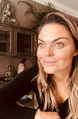 Lisamarie Bourke indoor